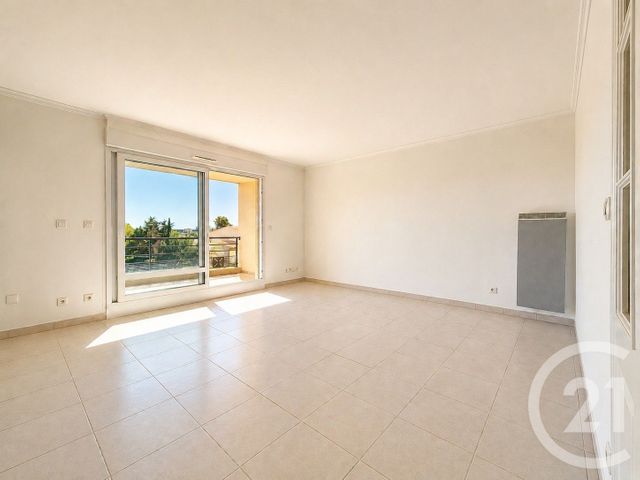 Appartement F3 &agrave; vendre - 3 pi&egrave;ces - 75,05 m2 - Frejus - 83 - PROVENCE-ALPES-COTE-D-AZUR