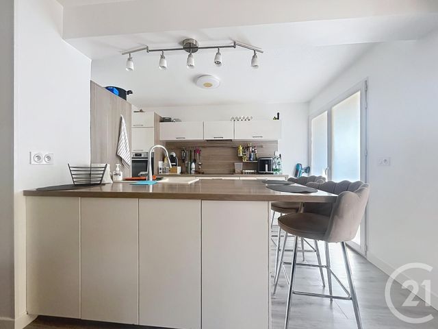 Appartement T4 &agrave; vendre - 4 pi&egrave;ces - 87 m2 - Frejus - 83 - PROVENCE-ALPES-COTE-D-AZUR