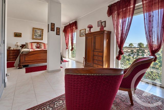Maison &agrave; vendre - 7 pi&egrave;ces - 147 m2 - Frejus - 83 - PROVENCE-ALPES-COTE-D-AZUR