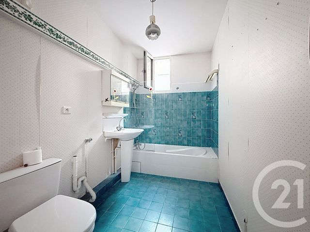 Appartement Studio &agrave; vendre - 1 pi&egrave;ce - 31 m2 - St Raphael - 83 - PROVENCE-ALPES-COTE-D-AZUR