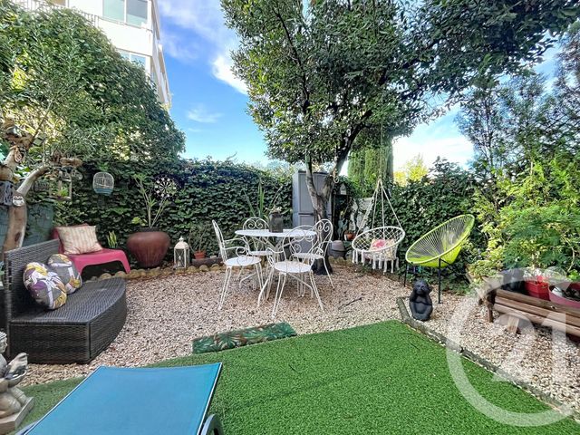 Appartement Studio &agrave; vendre - 1 pi&egrave;ce - 11,85 m2 - Frejus - 83 - PROVENCE-ALPES-COTE-D-AZUR