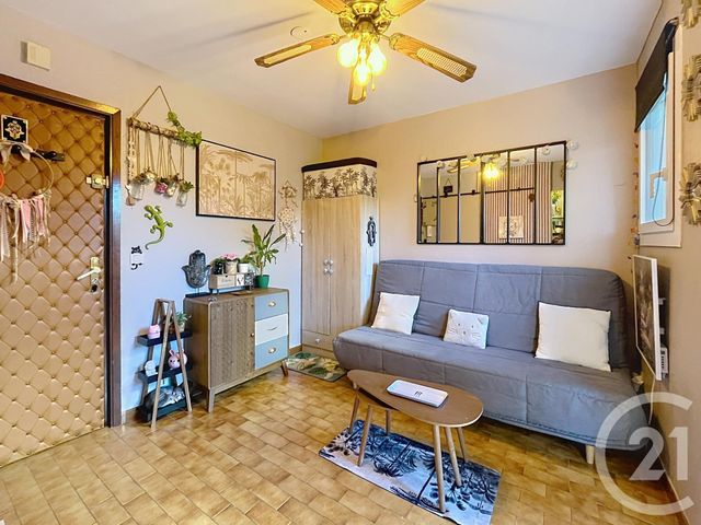 Appartement Studio &agrave; vendre - 1 pi&egrave;ce - 11,85 m2 - Frejus - 83 - PROVENCE-ALPES-COTE-D-AZUR