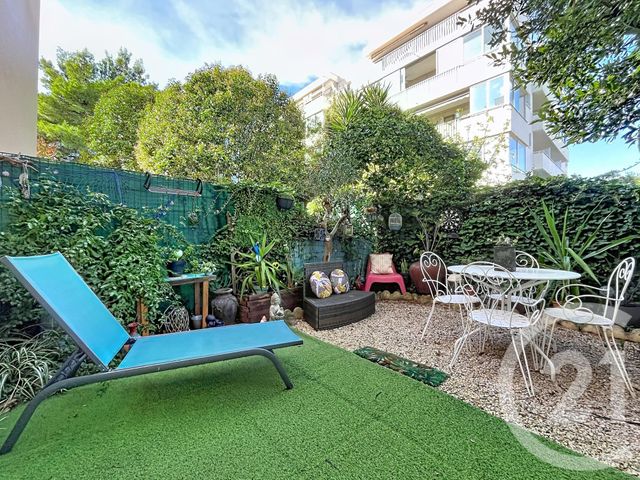 Appartement Studio &agrave; vendre - 1 pi&egrave;ce - 11,85 m2 - Frejus - 83 - PROVENCE-ALPES-COTE-D-AZUR