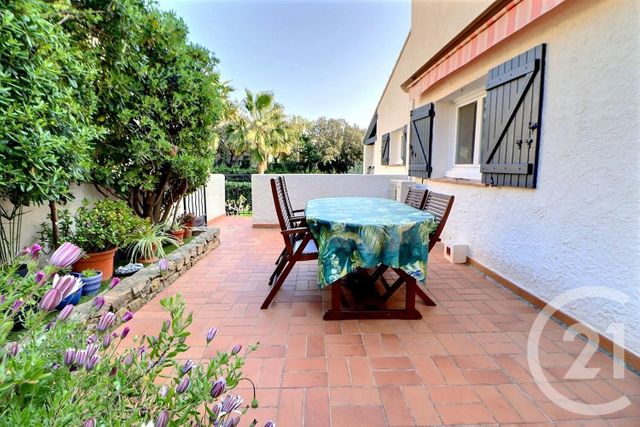 Afficher la photo en grand Maison à vendre - 6 pièces - 163 m2 - St Raphael - 83 - PROVENCE-ALPES-COTE-D-AZUR