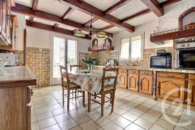 Maison à vendre - 7 pièces - 203 m2 - St Raphael - 83 - PROVENCE-ALPES-COTE-D-AZUR