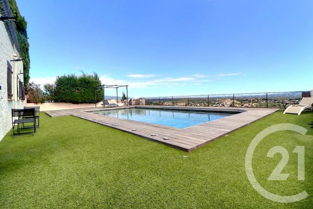 Maison à vendre - 5 pièces - 130 m2 - Roquebrune Sur Argens - 83 - PROVENCE-ALPES-COTE-D-AZUR