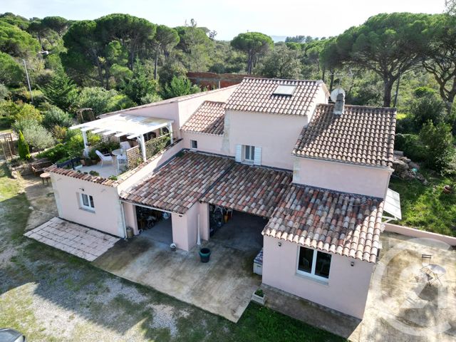 Maison à vendre - 8 pièces - 215 m2 - Puget Sur Argens - 83 - PROVENCE-ALPES-COTE-D-AZUR