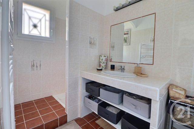 Maison à vendre - 6 pièces - 182 m2 - Bagnols En Foret - 83 - PROVENCE-ALPES-COTE-D-AZUR