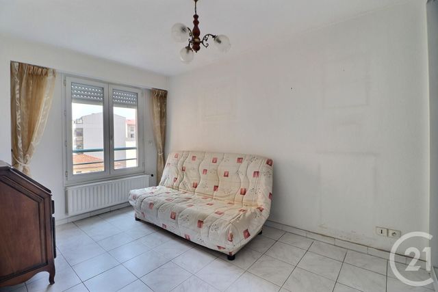 Appartement T3 à vendre - 3 pièces - 71,85 m2 - St Raphael - 83 - PROVENCE-ALPES-COTE-D-AZUR