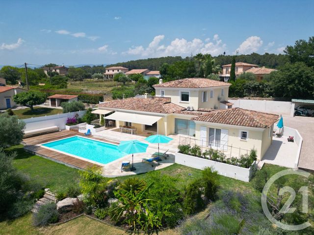 Maison à vendre - 6 pièces - 206 m2 - Bagnols En Foret - 83 - PROVENCE-ALPES-COTE-D-AZUR