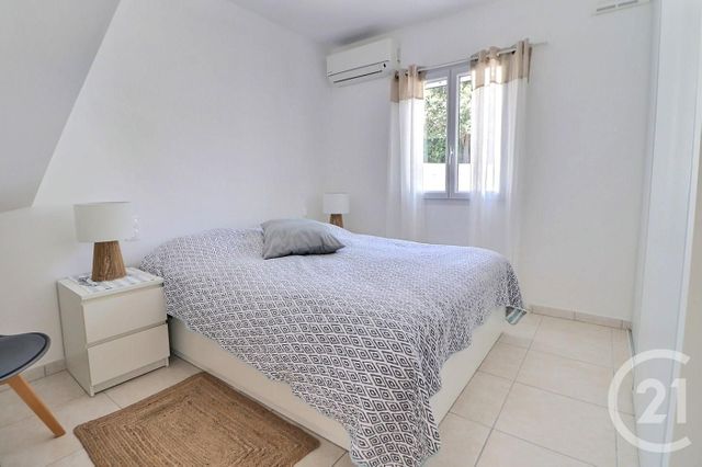 Maison &agrave; vendre - 6 pi&egrave;ces - 206 m2 - Bagnols En Foret - 83 - PROVENCE-ALPES-COTE-D-AZUR