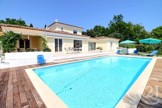 Maison &agrave; vendre - 6 pi&egrave;ces - 206 m2 - Bagnols En Foret - 83 - PROVENCE-ALPES-COTE-D-AZUR