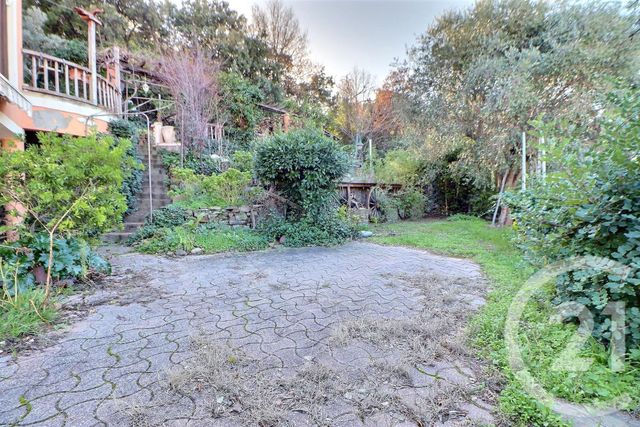 Maison &agrave; vendre - 8 pi&egrave;ces - 194,75 m2 - St Raphael - 83 - PROVENCE-ALPES-COTE-D-AZUR