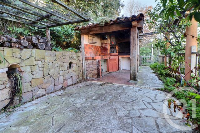 Maison &agrave; vendre - 8 pi&egrave;ces - 194,75 m2 - St Raphael - 83 - PROVENCE-ALPES-COTE-D-AZUR