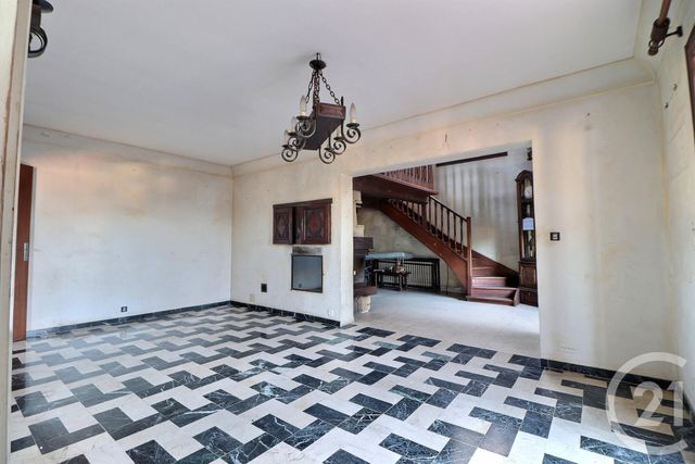 Maison &agrave; vendre - 8 pi&egrave;ces - 194,75 m2 - St Raphael - 83 - PROVENCE-ALPES-COTE-D-AZUR