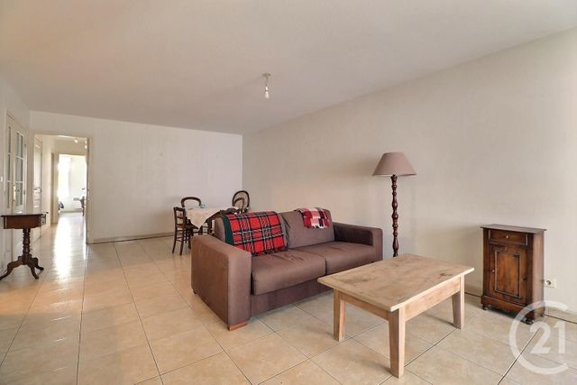 Appartement F3 &agrave; vendre - 3 pi&egrave;ces - 72,37 m2 - St Raphael - 83 - PROVENCE-ALPES-COTE-D-AZUR