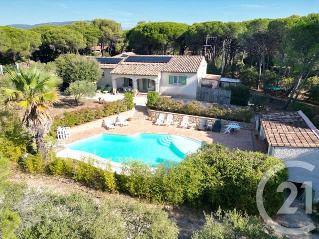 Maison à vendre - 5 pièces - 178 m2 - Roquebrune Sur Argens - 83 - PROVENCE-ALPES-COTE-D-AZUR