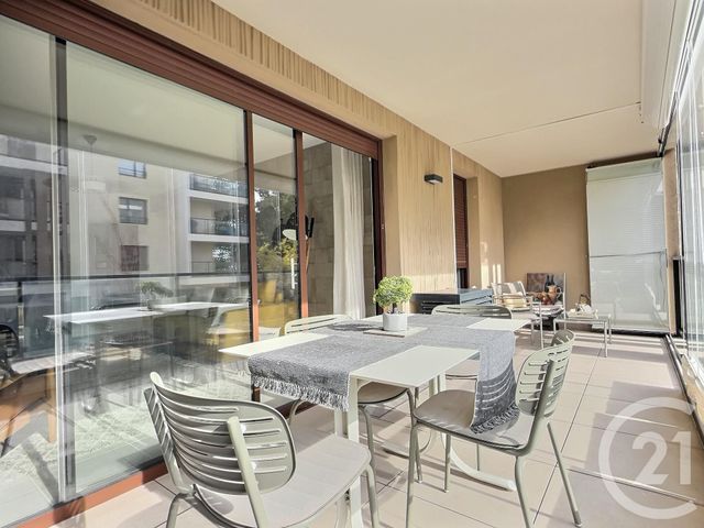 Appartement F2 à vendre - 2 pièces - 47,40 m2 - Frejus - 83 - PROVENCE-ALPES-COTE-D-AZUR