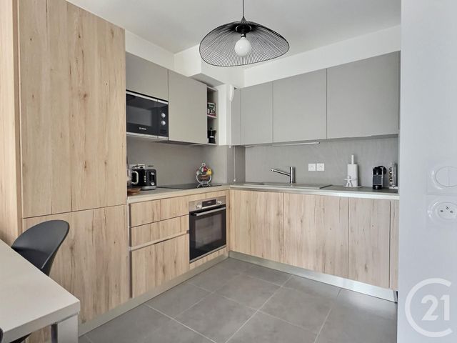 Appartement F2 à vendre - 2 pièces - 47,40 m2 - Frejus - 83 - PROVENCE-ALPES-COTE-D-AZUR