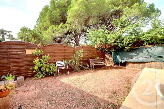 Maison à vendre - 4 pièces - 81 m2 - Frejus - 83 - PROVENCE-ALPES-COTE-D-AZUR