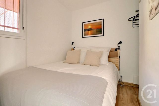 Appartement à vendre - 2 pièces - 23,55 m2 - St Raphael - 83 - PROVENCE-ALPES-COTE-D-AZUR