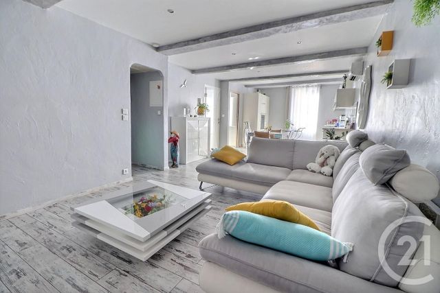 Appartement T3 à vendre ROQUEBRUNE SUR ARGENS