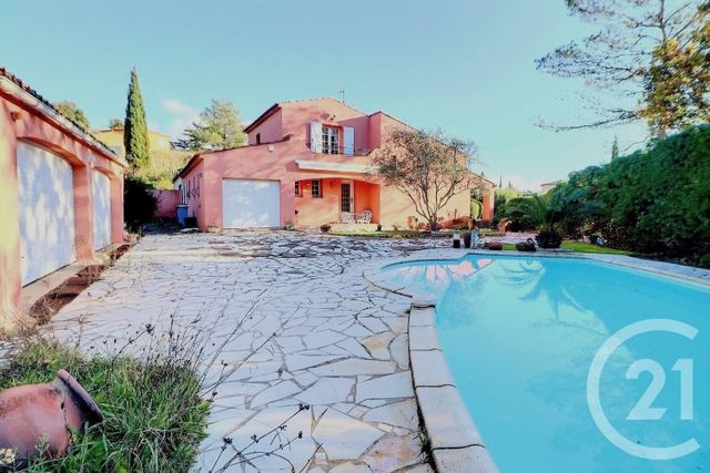 Maison à vendre - 5 pièces - 128,27 m2 - St Raphael - 83 - PROVENCE-ALPES-COTE-D-AZUR