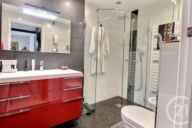 Appartement F4 &agrave; vendre - 4 pi&egrave;ces - 100 m2 - Frejus - 83 - PROVENCE-ALPES-COTE-D-AZUR