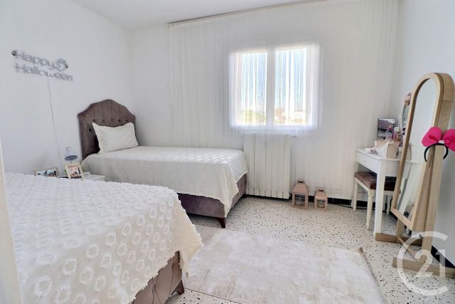 Appartement &agrave; vendre - 3 pi&egrave;ces - 60 m2 - Frejus - 83 - PROVENCE-ALPES-COTE-D-AZUR