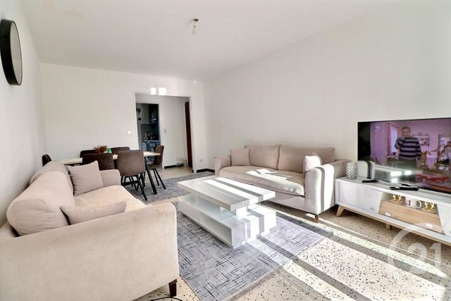 Appartement &agrave; vendre - 3 pi&egrave;ces - 60 m2 - Frejus - 83 - PROVENCE-ALPES-COTE-D-AZUR