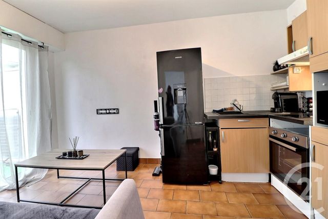 Appartement T2 &agrave; vendre - 2 pi&egrave;ces - 23,20 m2 - Frejus - 83 - PROVENCE-ALPES-COTE-D-AZUR