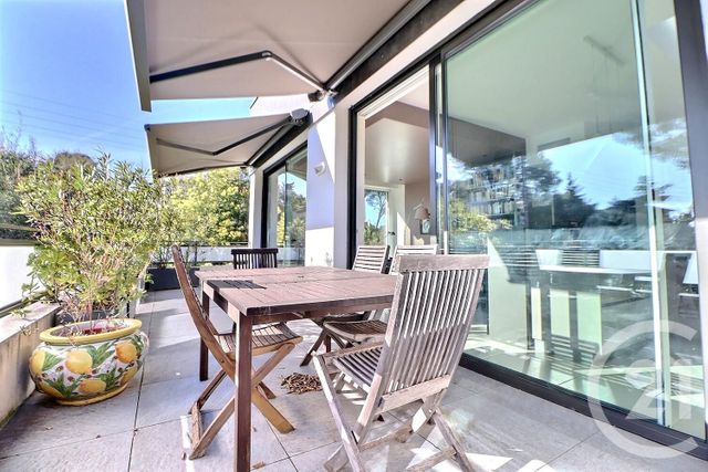 Appartement F4 &agrave; vendre - 4 pi&egrave;ces - 91,30 m2 - St Raphael - 83 - PROVENCE-ALPES-COTE-D-AZUR