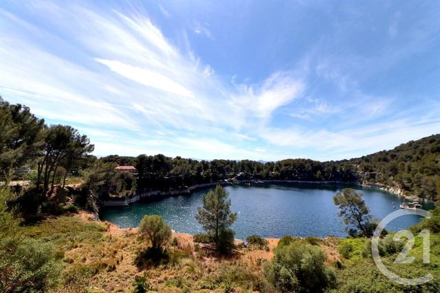 Appartement F3 &agrave; vendre - 2 pi&egrave;ces - 39 m2 - St Raphael - 83 - PROVENCE-ALPES-COTE-D-AZUR