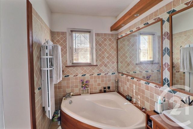 Maison &agrave; vendre - 3 pi&egrave;ces - 119,69 m2 - Frejus - 83 - PROVENCE-ALPES-COTE-D-AZUR