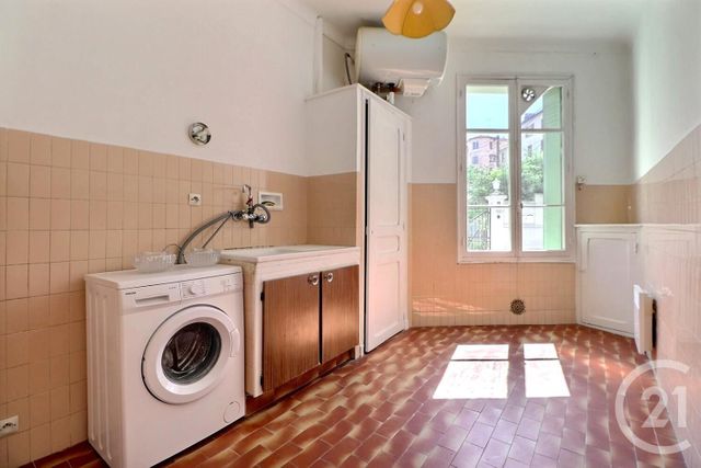 Appartement F1 &agrave; vendre - 3 pi&egrave;ces - 130 m2 - St Raphael - 83 - PROVENCE-ALPES-COTE-D-AZUR