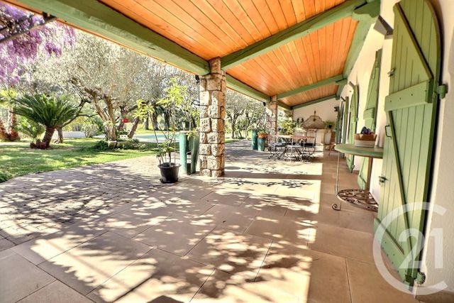 Maison &agrave; vendre - 6 pi&egrave;ces - 262 m2 - Roquebrune Sur Argens - 83 - PROVENCE-ALPES-COTE-D-AZUR