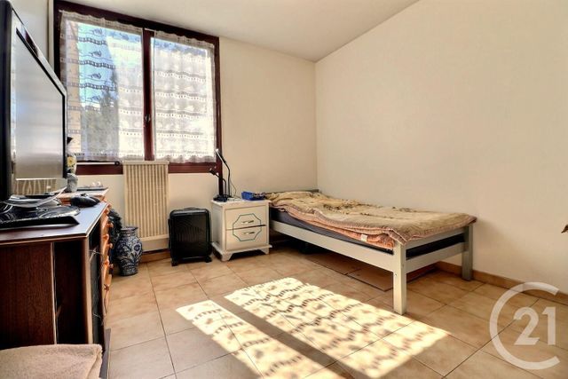 Appartement F4 &agrave; vendre - 4 pi&egrave;ces - 83,95 m2 - Frejus - 83 - PROVENCE-ALPES-COTE-D-AZUR