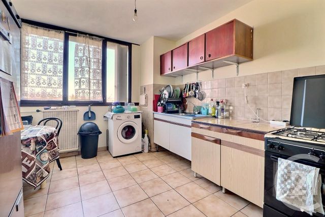 Appartement F4 &agrave; vendre - 4 pi&egrave;ces - 83,95 m2 - Frejus - 83 - PROVENCE-ALPES-COTE-D-AZUR