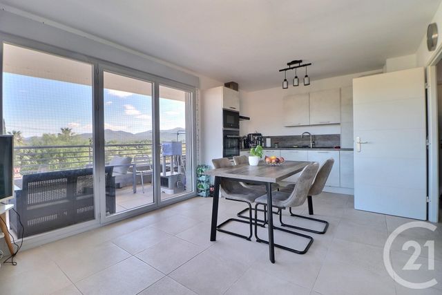 Appartement F2 &agrave; vendre - 2 pi&egrave;ces - 43,91 m2 - Puget Sur Argens - 83 - PROVENCE-ALPES-COTE-D-AZUR