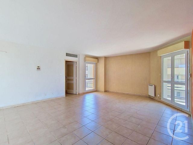 Appartement T4 &agrave; vendre - 4 pi&egrave;ces - 102,36 m2 - St Raphael - 83 - PROVENCE-ALPES-COTE-D-AZUR