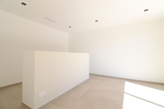 Maison &agrave; vendre - 4 pi&egrave;ces - 154 m2 - La Motte - 83 - PROVENCE-ALPES-COTE-D-AZUR