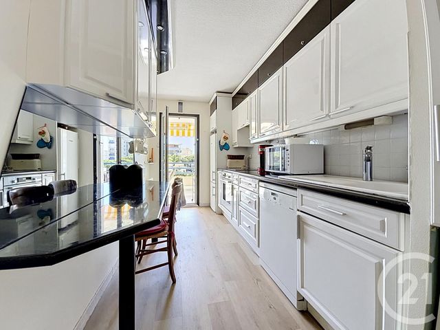 Appartement &agrave; vendre - 3 pi&egrave;ces - 74,90 m2 - Frejus - 83 - PROVENCE-ALPES-COTE-D-AZUR