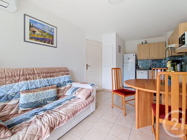 Appartement &agrave; vendre - 2 pi&egrave;ces - 30,66 m2 - St Raphael - 83 - PROVENCE-ALPES-COTE-D-AZUR