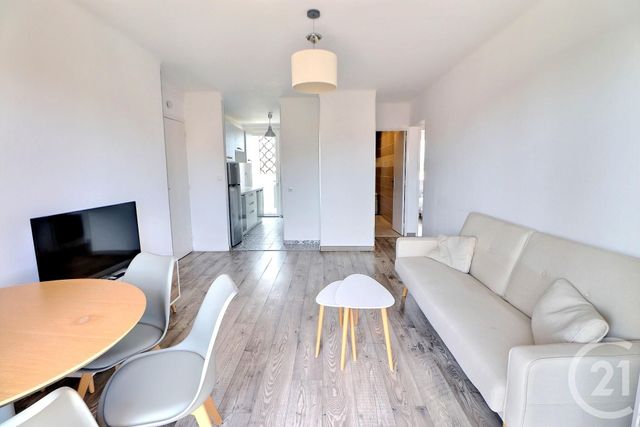 Appartement T3 &agrave; vendre - 3 pi&egrave;ces - 51,69 m2 - St Raphael - 83 - PROVENCE-ALPES-COTE-D-AZUR