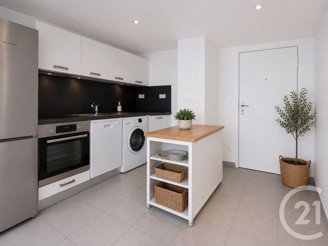 Appartement F2 &agrave; vendre - 2 pi&egrave;ces - 53,90 m2 - St Raphael - 83 - PROVENCE-ALPES-COTE-D-AZUR