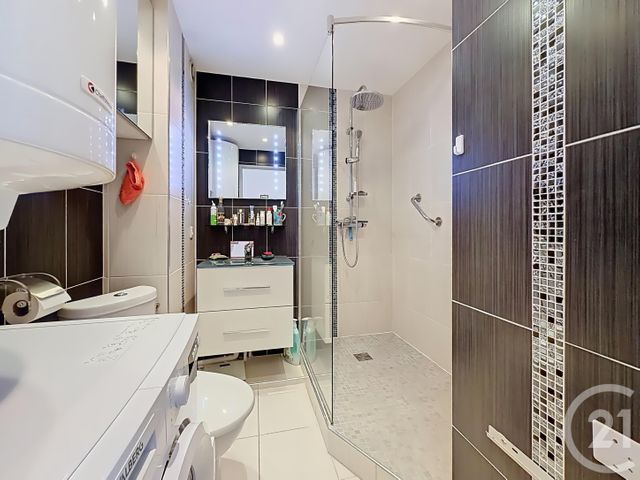 Appartement Studio &agrave; vendre - 1 pi&egrave;ce - 31,12 m2 - St Raphael - 83 - PROVENCE-ALPES-COTE-D-AZUR