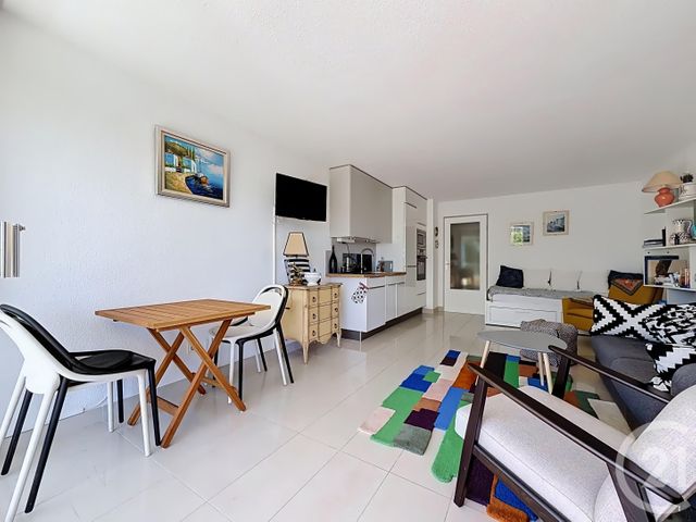 Appartement Studio &agrave; vendre - 1 pi&egrave;ce - 31,12 m2 - St Raphael - 83 - PROVENCE-ALPES-COTE-D-AZUR