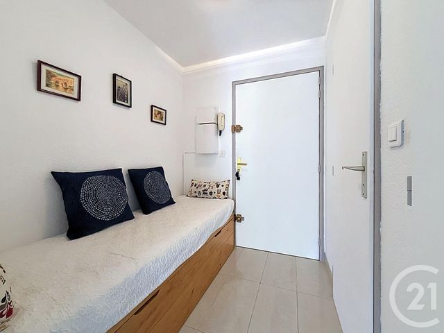 Appartement Studio &agrave; vendre - 1 pi&egrave;ce - 31,12 m2 - St Raphael - 83 - PROVENCE-ALPES-COTE-D-AZUR