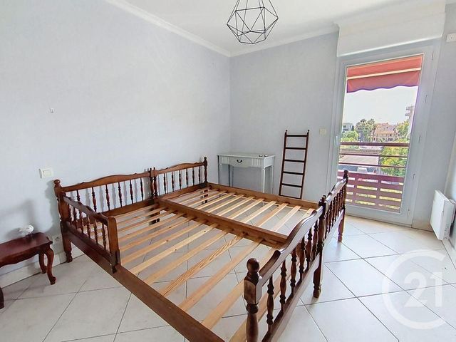 Appartement F3 &agrave; vendre - 3 pi&egrave;ces - 79,70 m2 - Frejus - 83 - PROVENCE-ALPES-COTE-D-AZUR