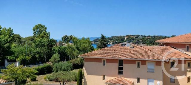 Appartement Studio Cabine &agrave; vendre - 1 pi&egrave;ce - 31,33 m2 - St Raphael - 83 - PROVENCE-ALPES-COTE-D-AZUR